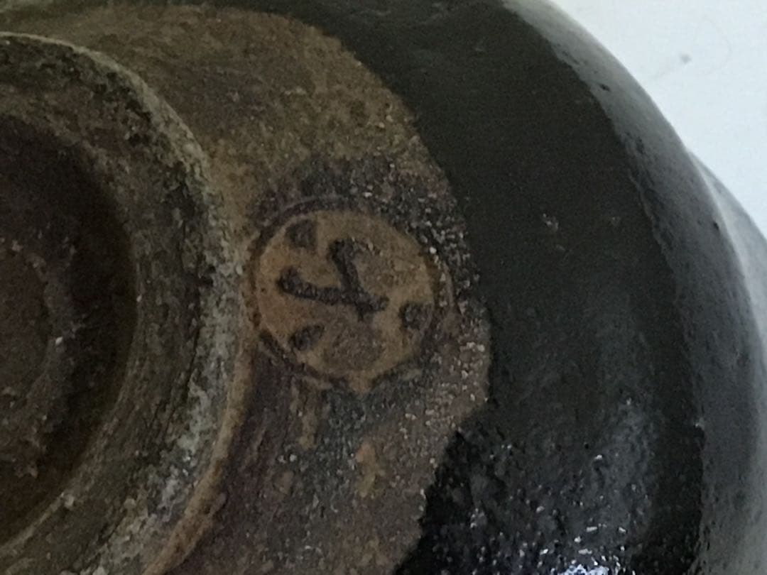 楽茶碗 木箱・布袋付き