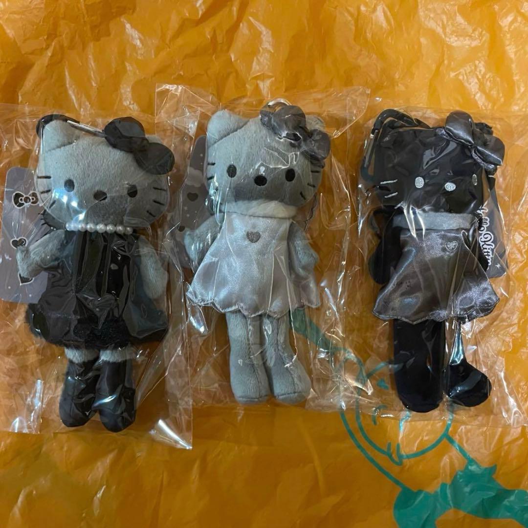 ハローキティ　スタイルアップ マスコットキーブラック エンジェル　足長 3点