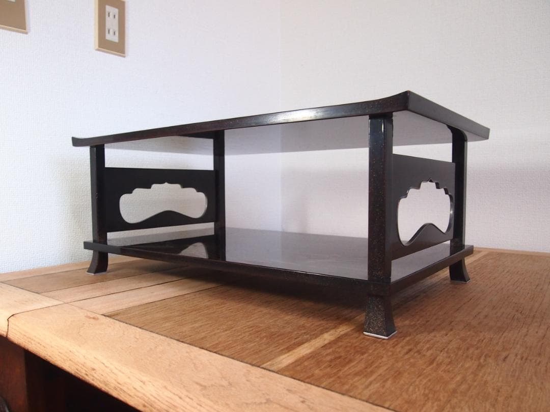 【骨董・時代の美品】大名道具 二段平卓 山水蒔絵 香炉台/盆栽台/飾り台/花台