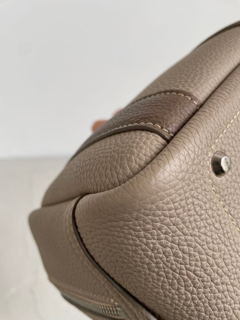 す*り様 ル・ボナー　コンフェッティ　外観美品　内部にペン跡あり