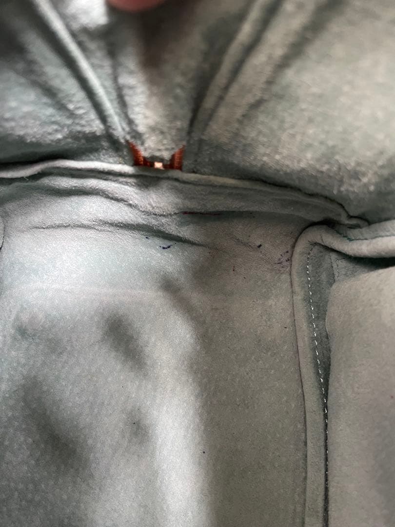 す*り様 ル・ボナー　コンフェッティ　外観美品　内部にペン跡あり