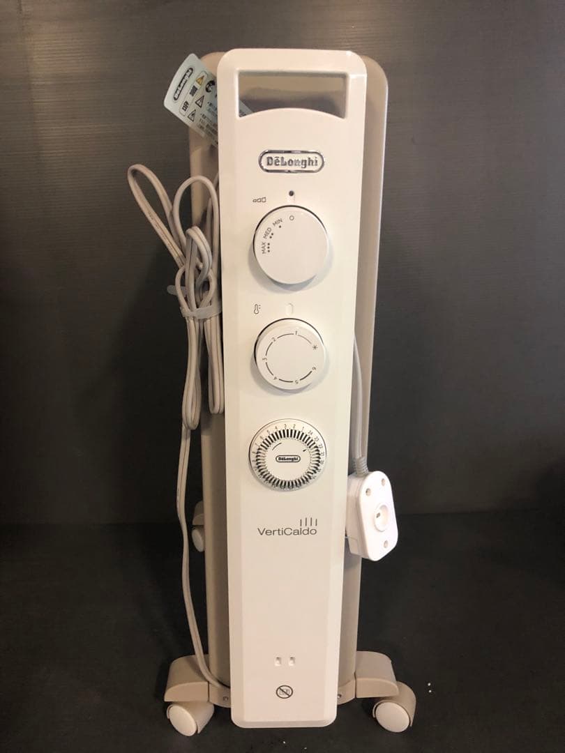 【未使用品】デロンギオイルヒーター　RHJ21F0812-WH