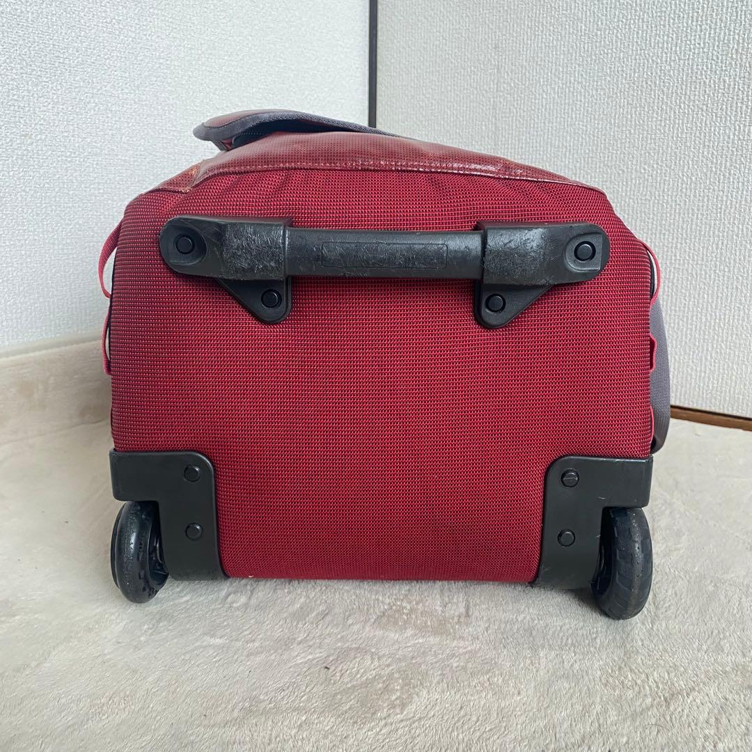 patagonia ブラックホール　ウィールド　ダッフル　40L キャリー　機内