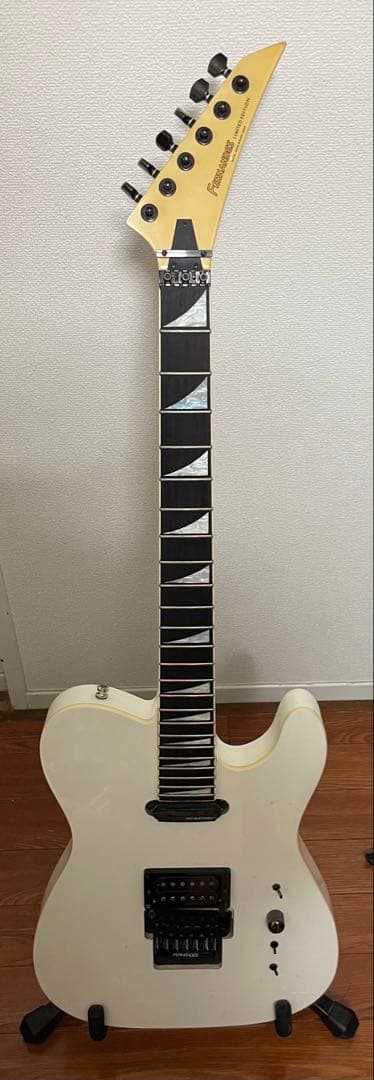 fernandes BT-115 今井寿モデル　エレキギター ホワイト