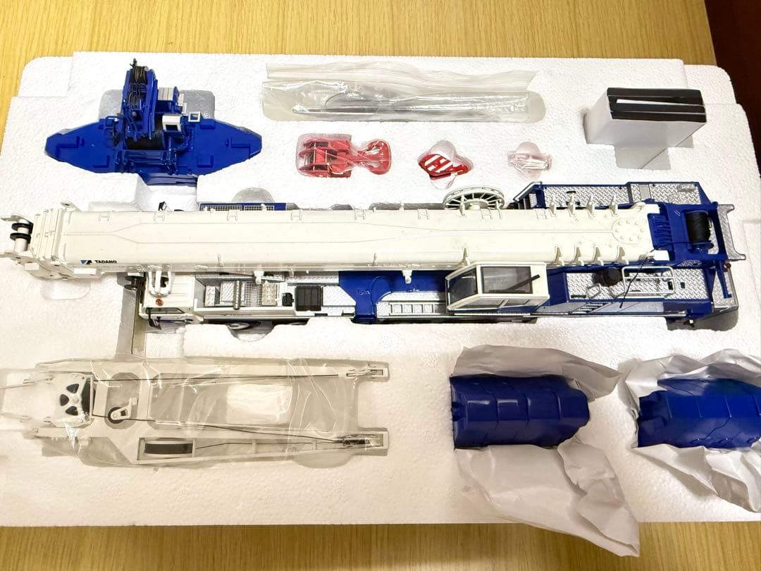 1/50 WSI TADANO ATF400G-6＋LUFFING JIBセット