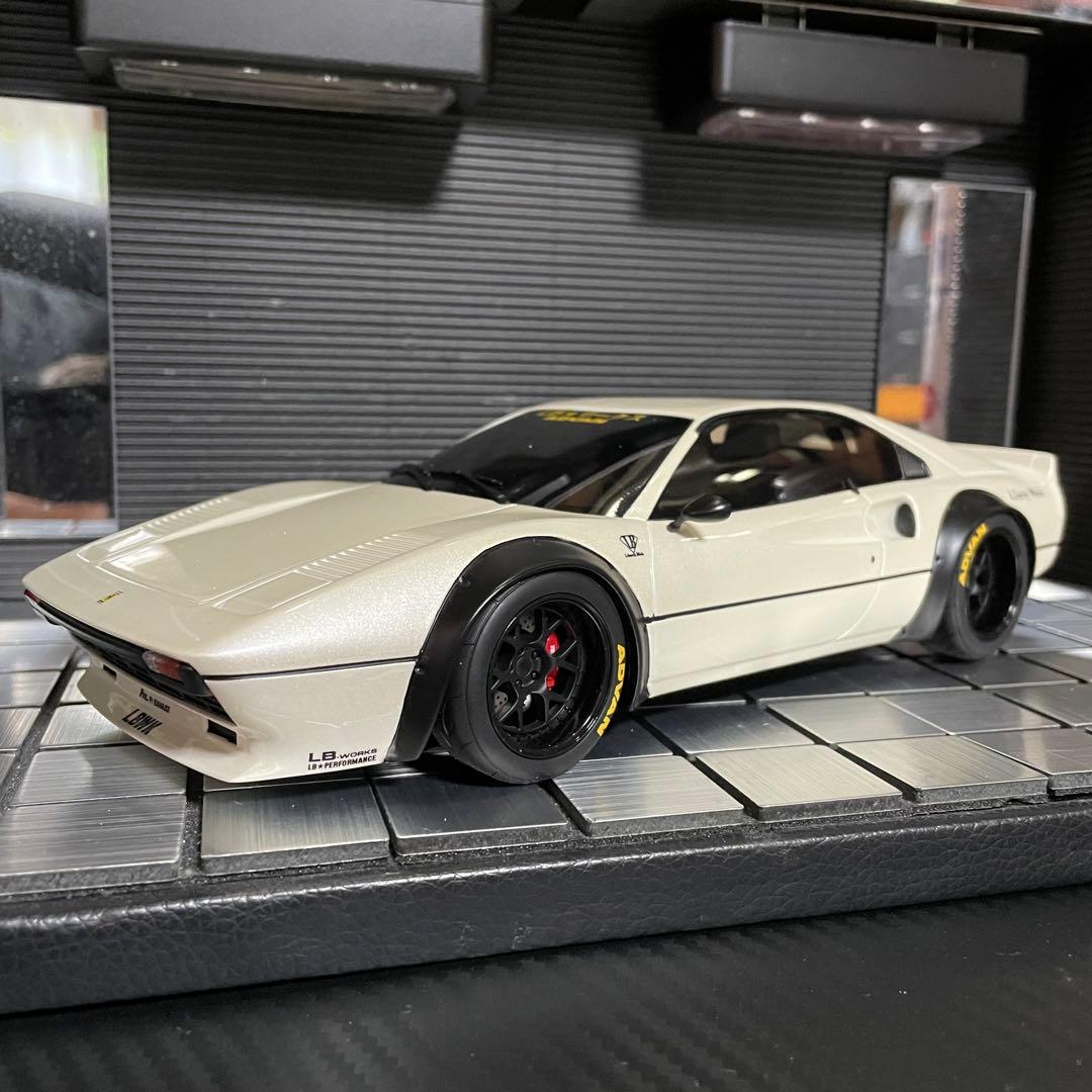 未展示品GTスピリット1/18 フェラーリ308GTB LBワークス400台限定