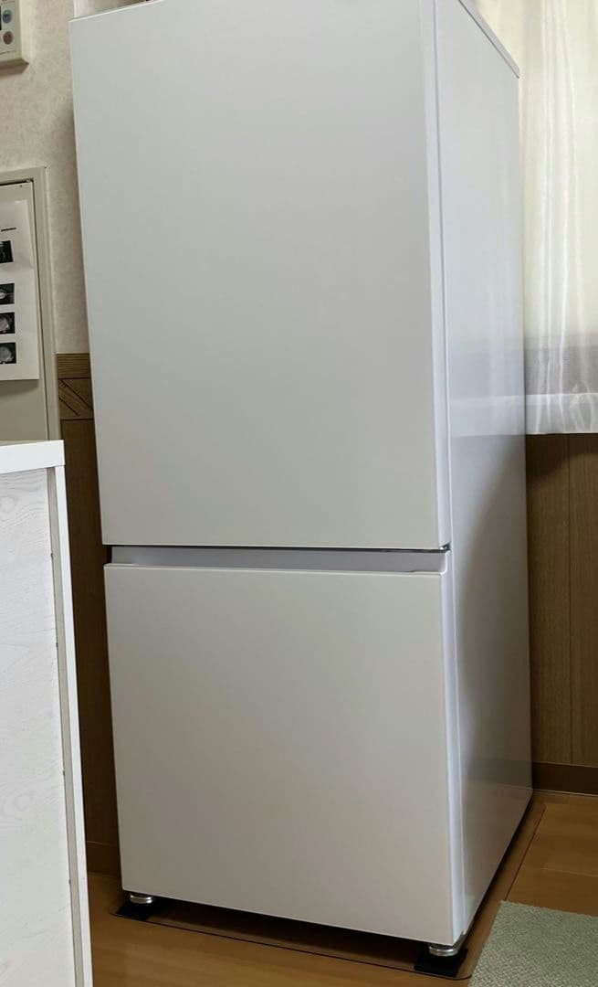 ◆Hisense 257L 冷凍冷蔵庫 HR-G260HW ホワイト