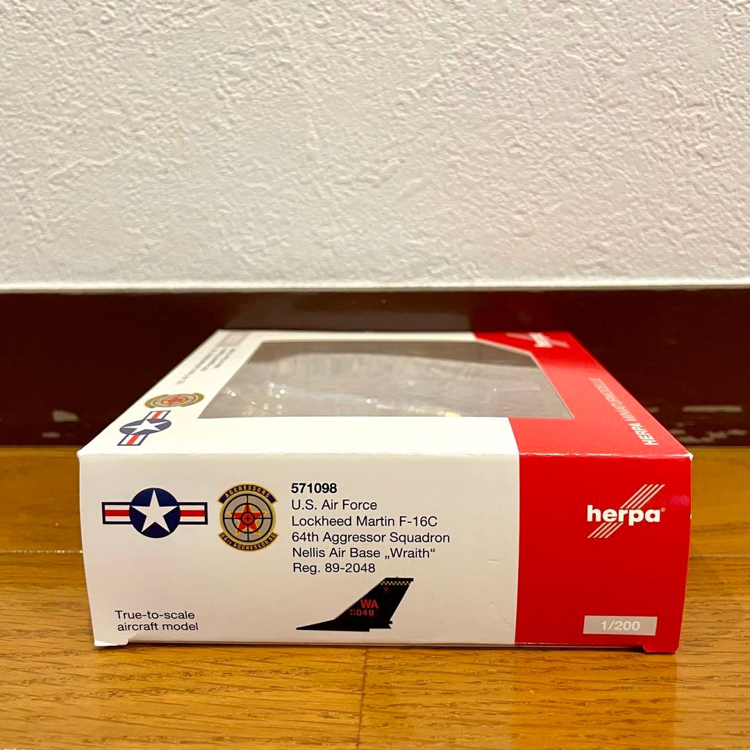 【未使用品】HERPA 1/200 F-16C AGGRESSOR WRAITH