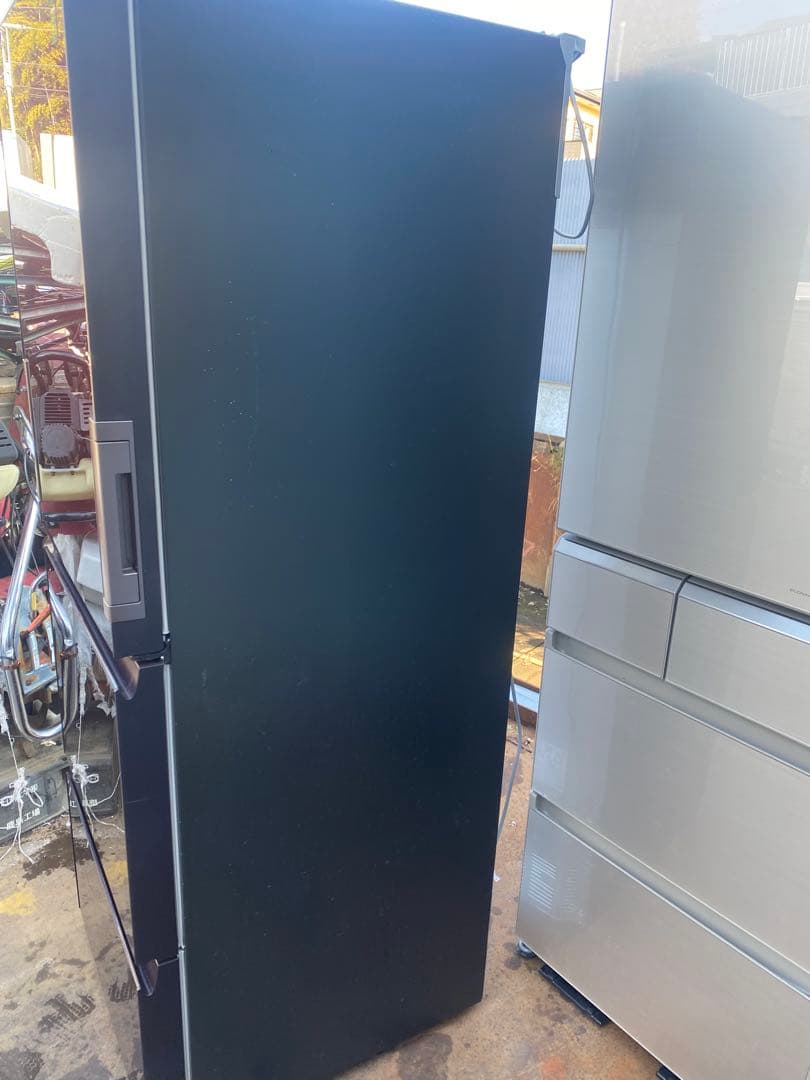 【送料込み】SHARP 2021年製　自動製氷付　冷凍冷蔵庫 350L