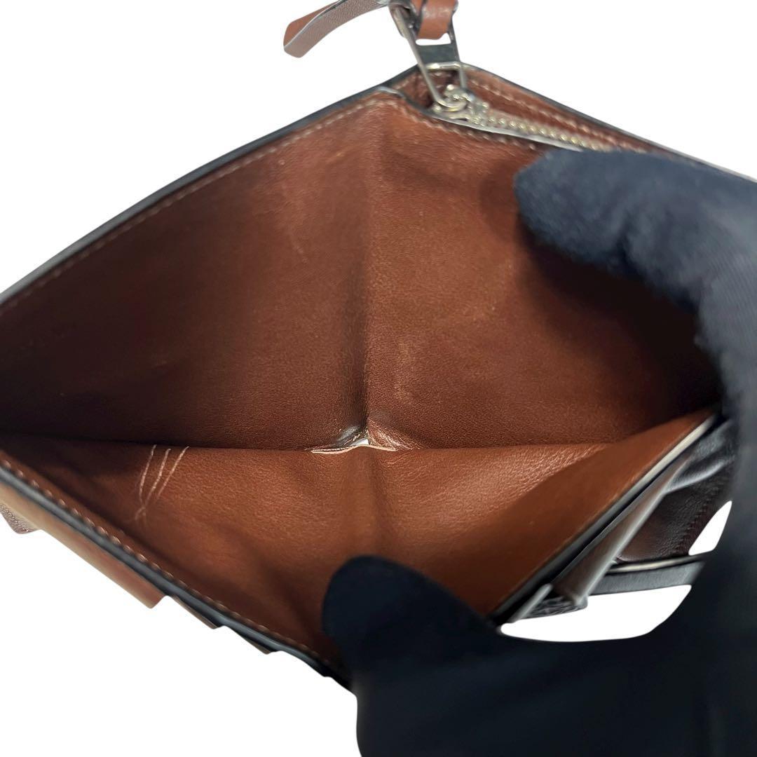 希少✨ロエベ バーティカルウォレット 二つ折り財布 アナグラム 型押し