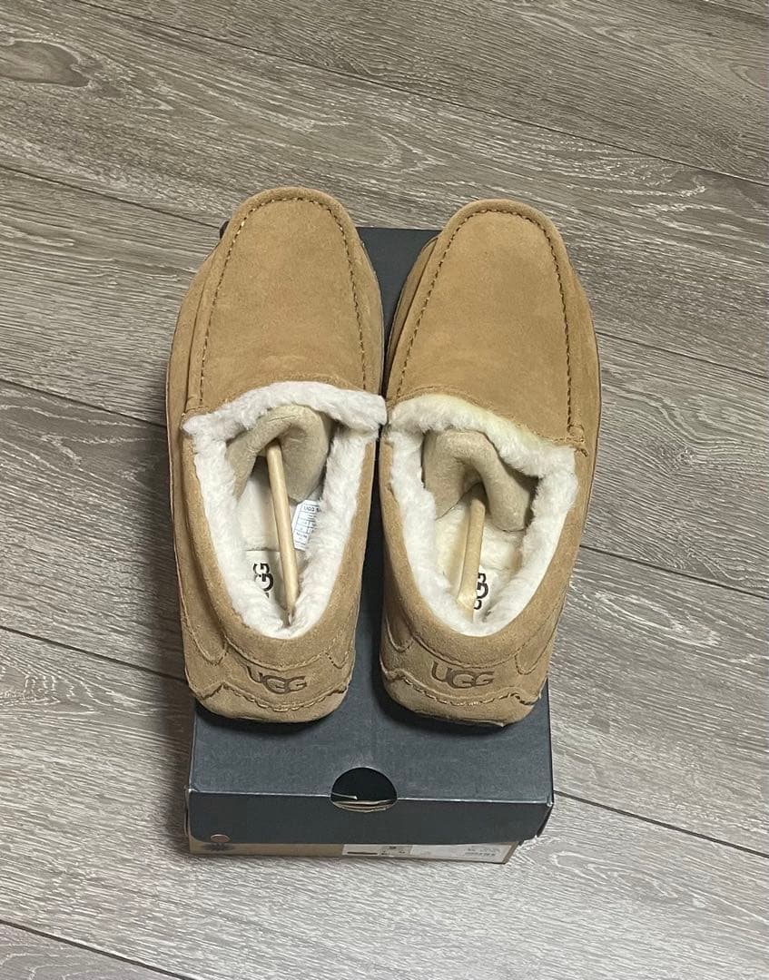 新品未使用　UGG アグ　Ascot　US9サイズ 27cm