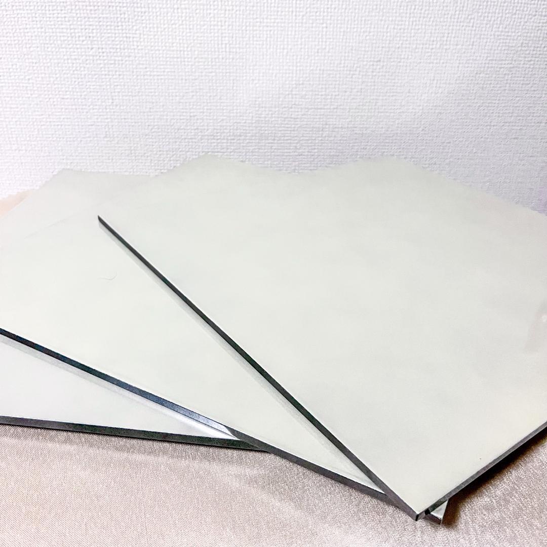 ★新品未使用 超美品 ★リバーシブル折敷　ガンメタリック✖️メタリックホワイト