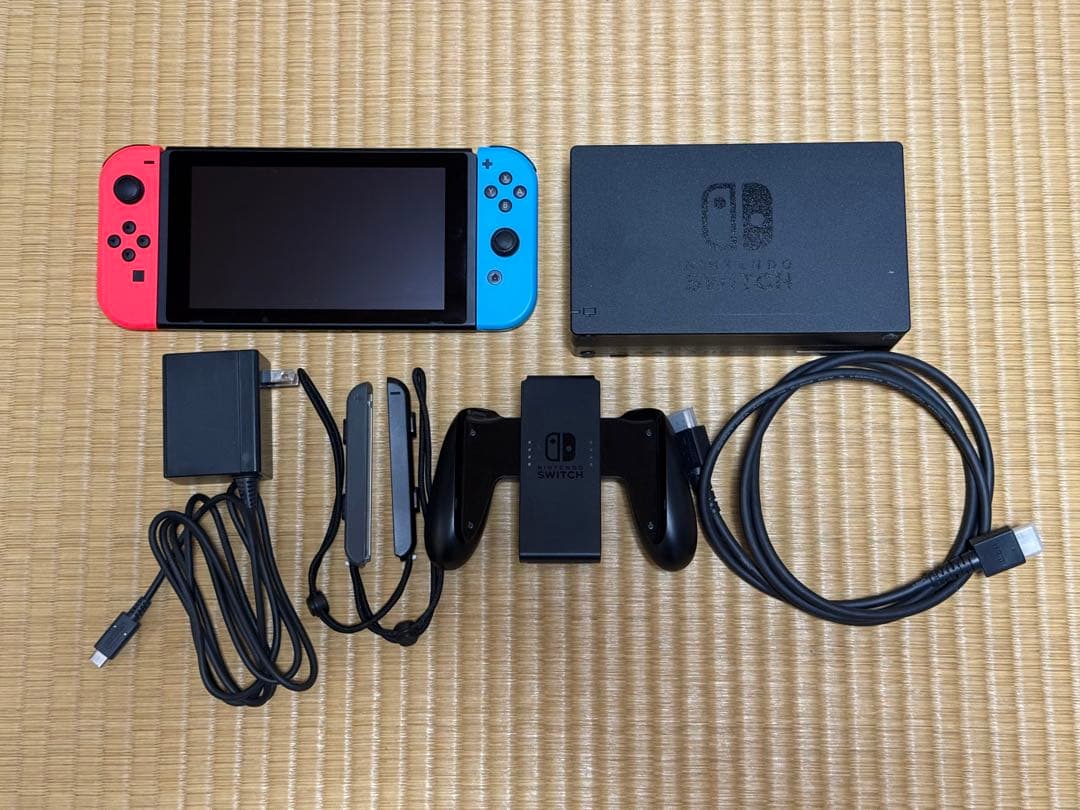 Nintendo Switch (ニンテンドースイッチ)本体