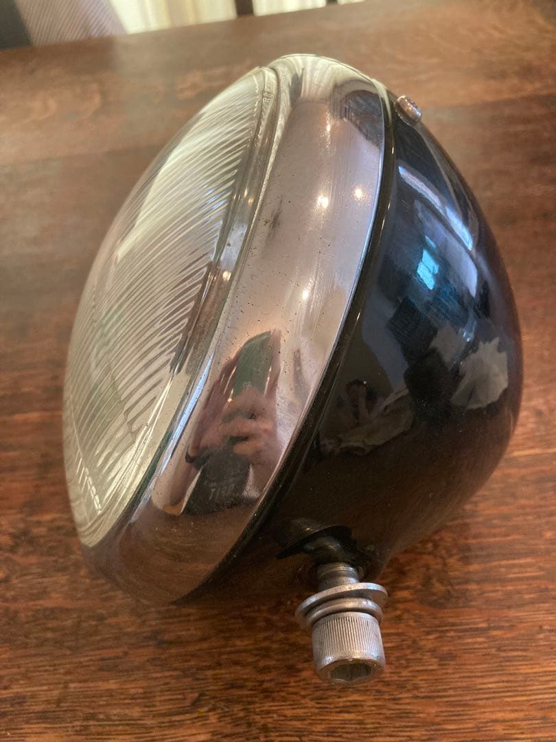 雰囲気抜群　Lucasヘッドライト