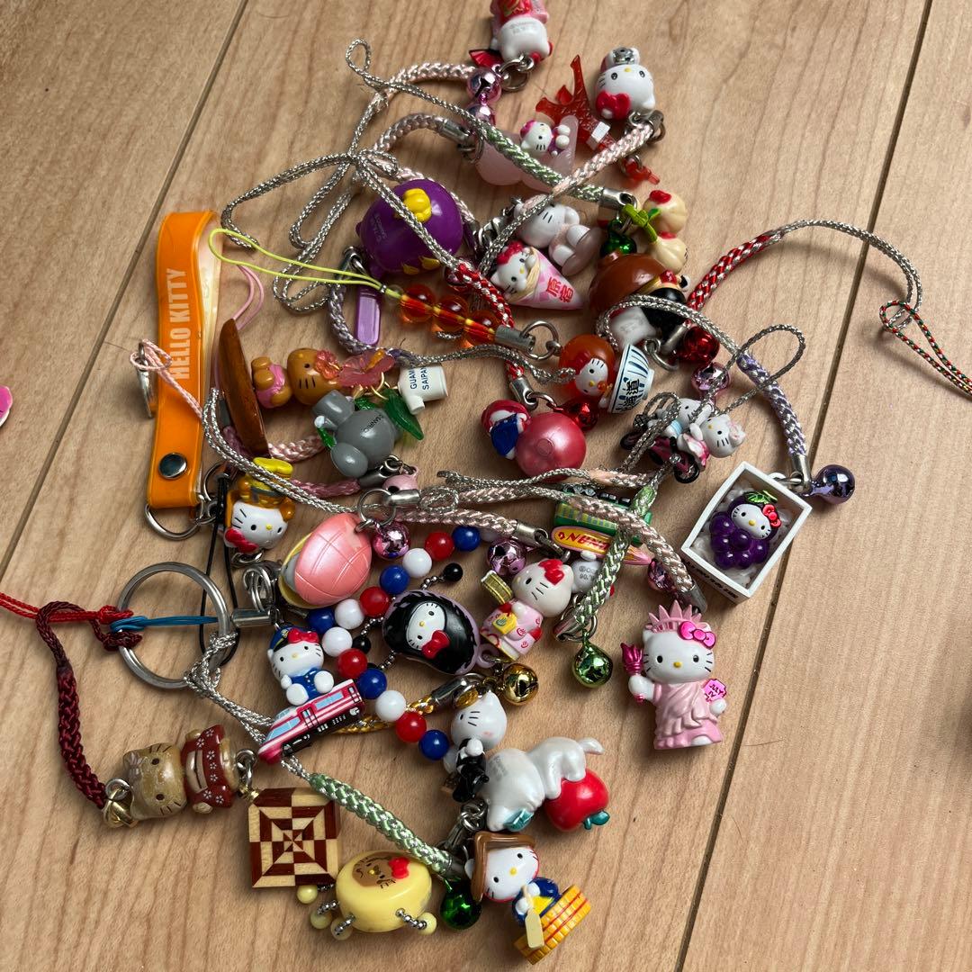 【お値下げ中】超レア♩ハローキティ ご当地キティ　未開封28個　開封済20個