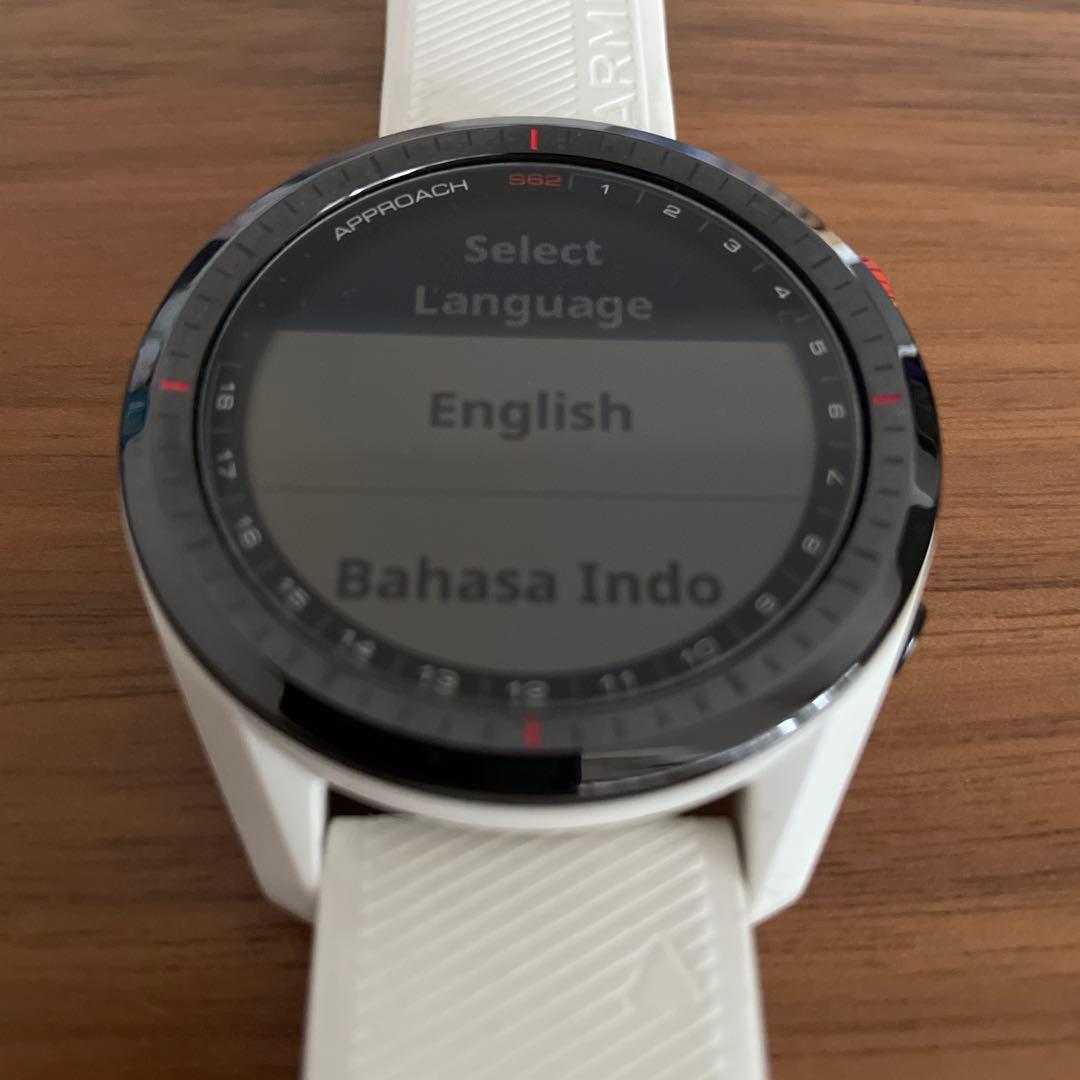 極美品 ガーミン S62 アプローチ ホワイト garmin S62