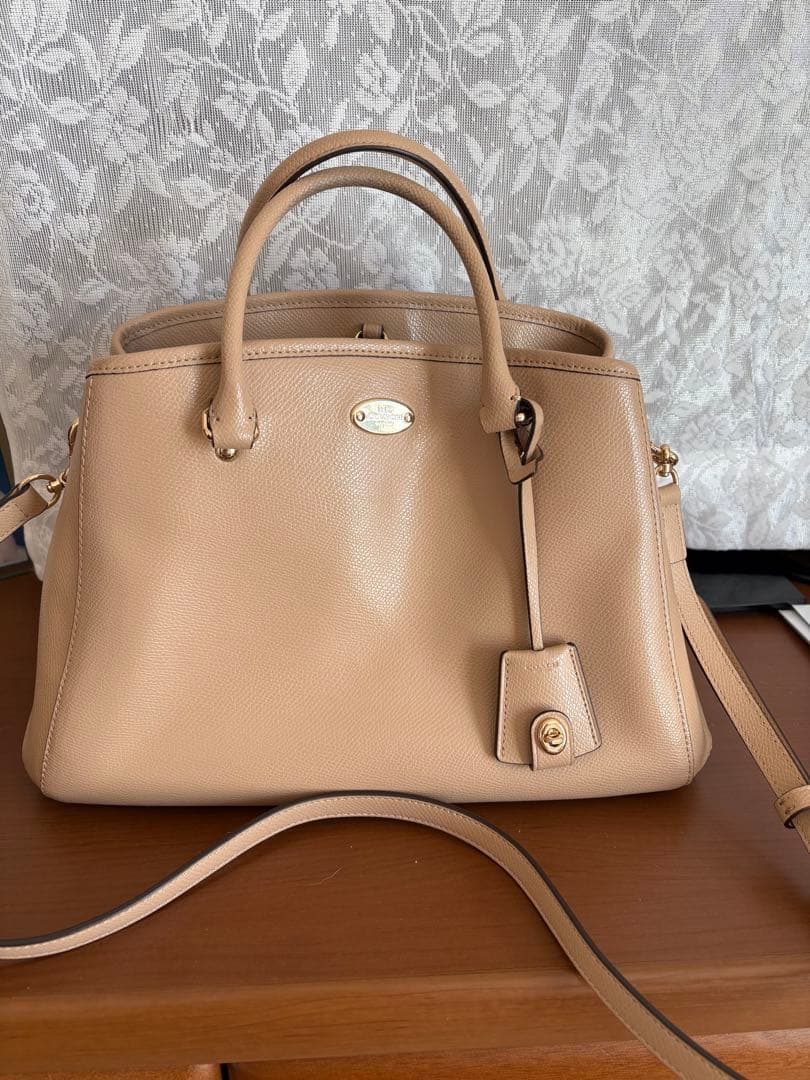 [極美品]GUCCI ベージュ バッグ