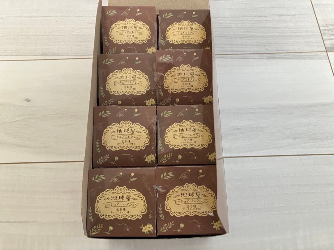 ジブリ　耳をすませば　地球屋 ミニフィギュアセット 8種類