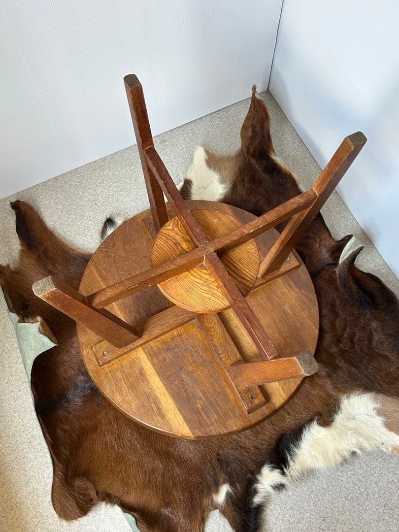 アンティーク　木製コーヒーテーブル　円形　古道具　ヴィンテージ　ラウンドテーブル