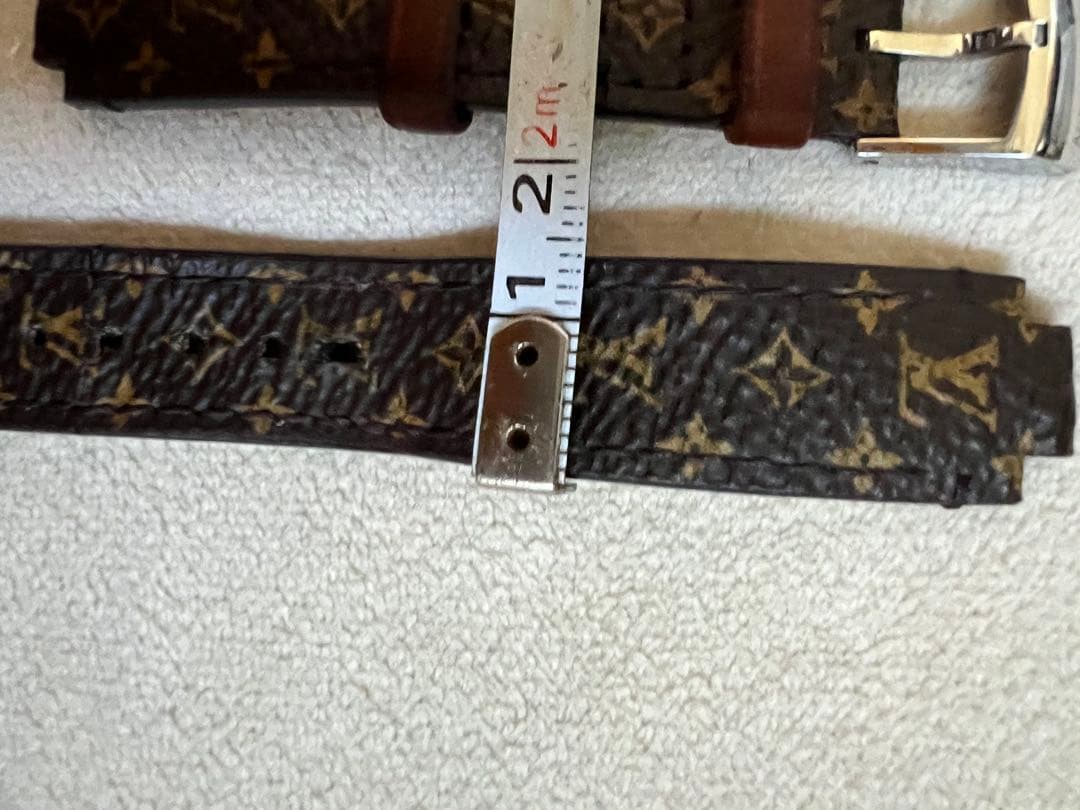 訳あり　Louis Vuitton モノグラム レザーベルト 尾錠　本物