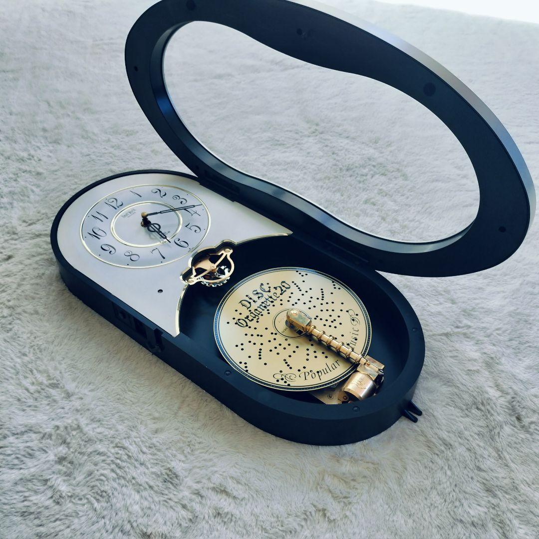 Small world スモールワールド　からくり時計　 オルゴール時計