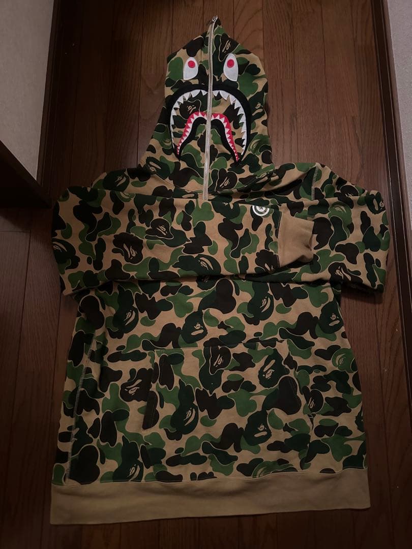 【大西洋】A BATHING APE シャークパーカー