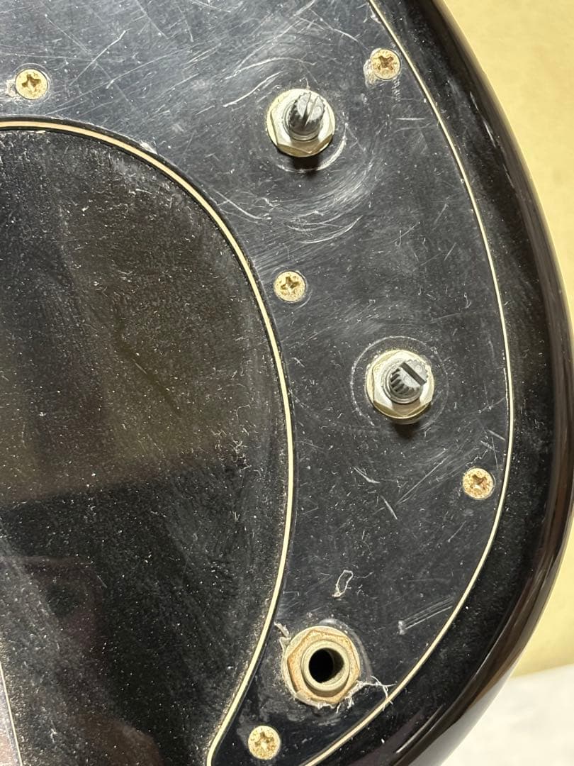 Squierプレシジョンベース