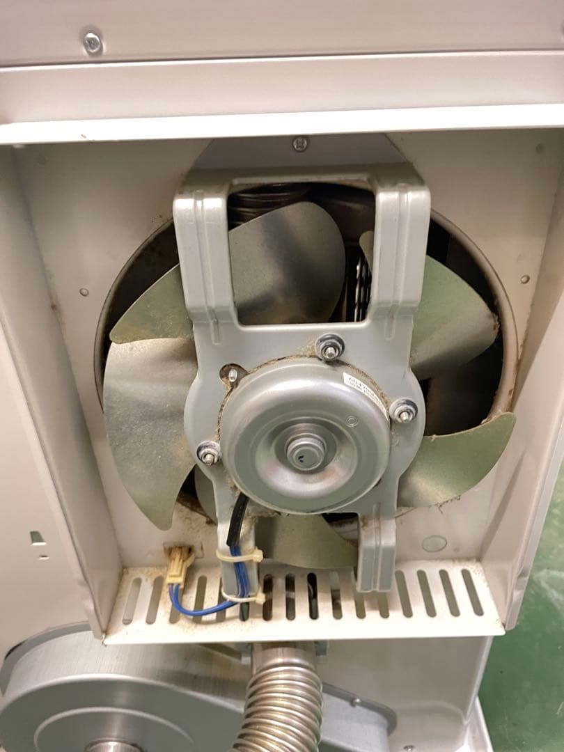 現状品 TOYOTOMI FF式 石油FF-55GT タンク内蔵 2019年製