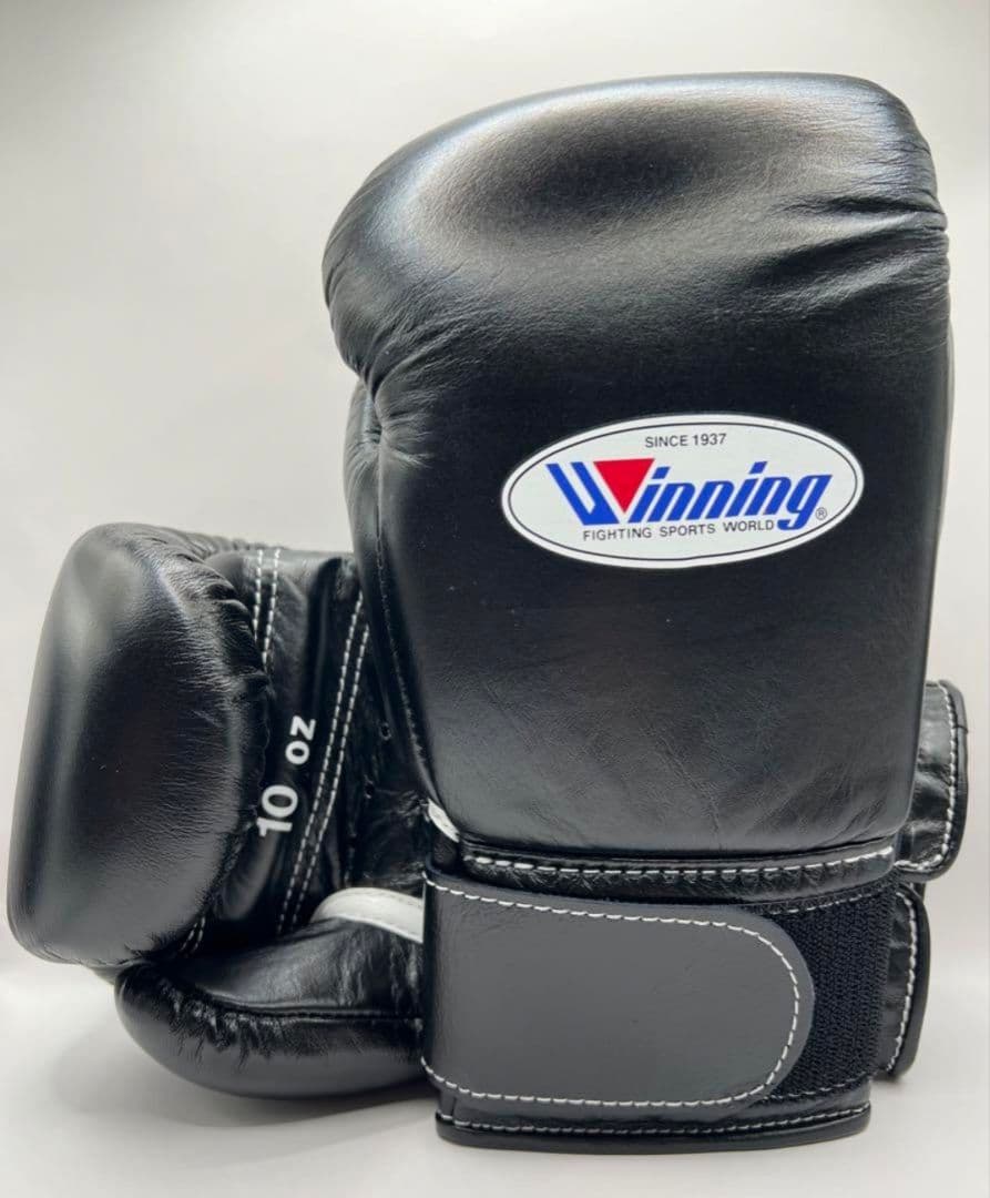 Winning グローブ 10オンス ブラック