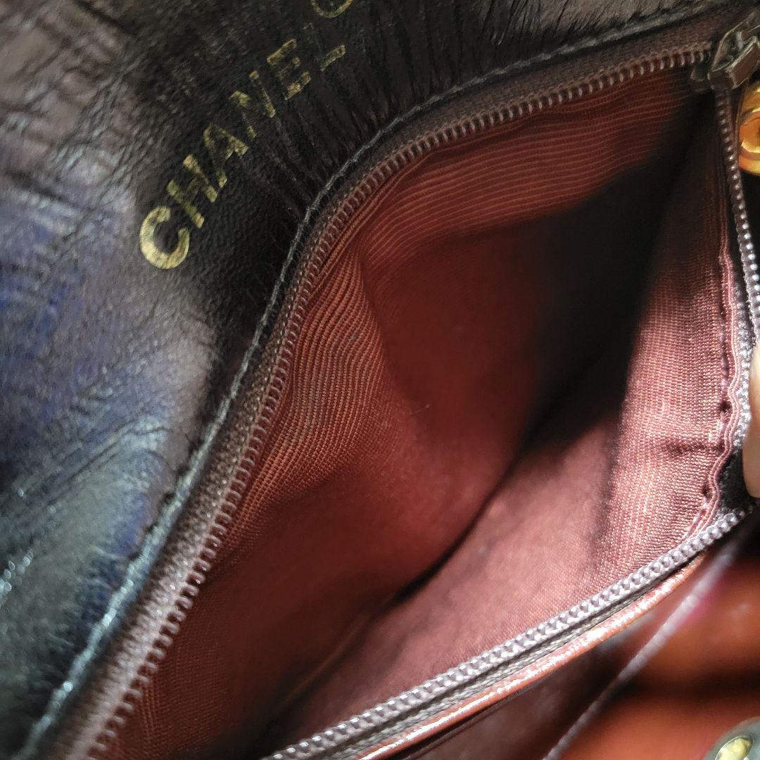 CHANEL ミニマトラッセ　ブラック レザーショルダーバッグ