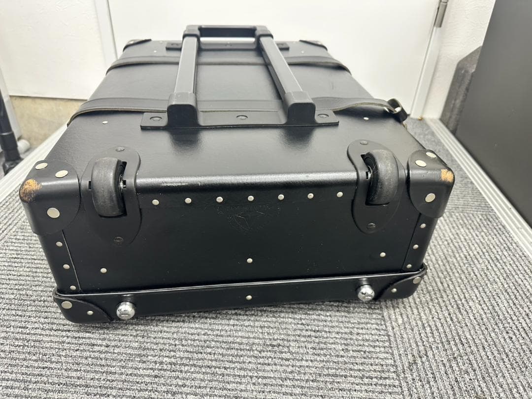 グローブトロッター　レザー　キャリーバッグ