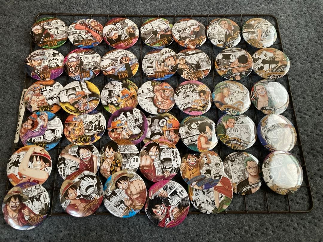 ワンピース　缶バッジ　40個　まとめ