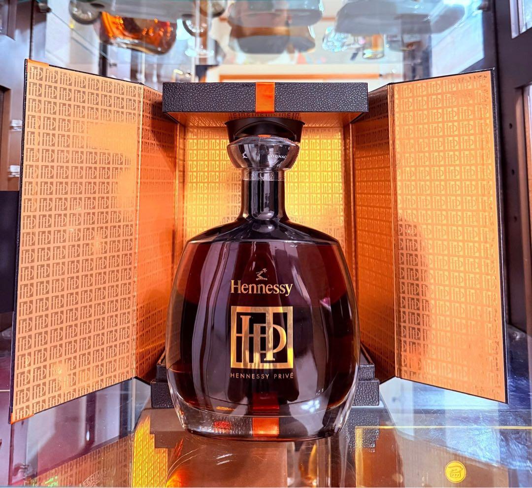 Hennessy Prive 700ml コニャック
