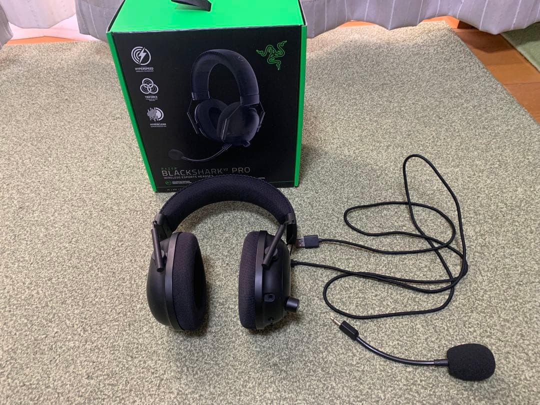Razer BLACKSHARK V2 PRO ワイヤレスゲーミングヘッドセット