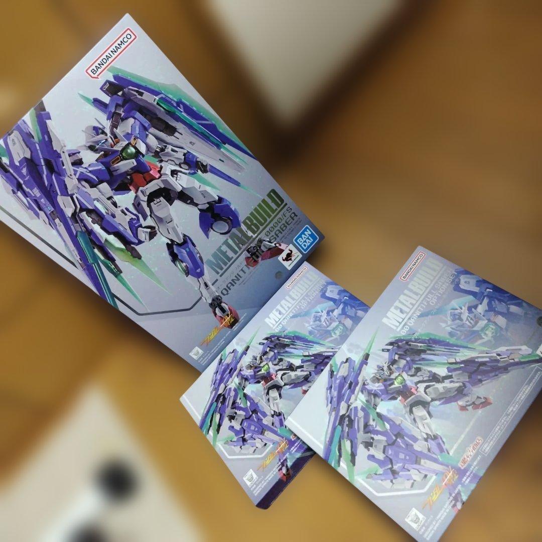 メタルビルド ダブルオークアンタ フルセイバー＋オプションx2