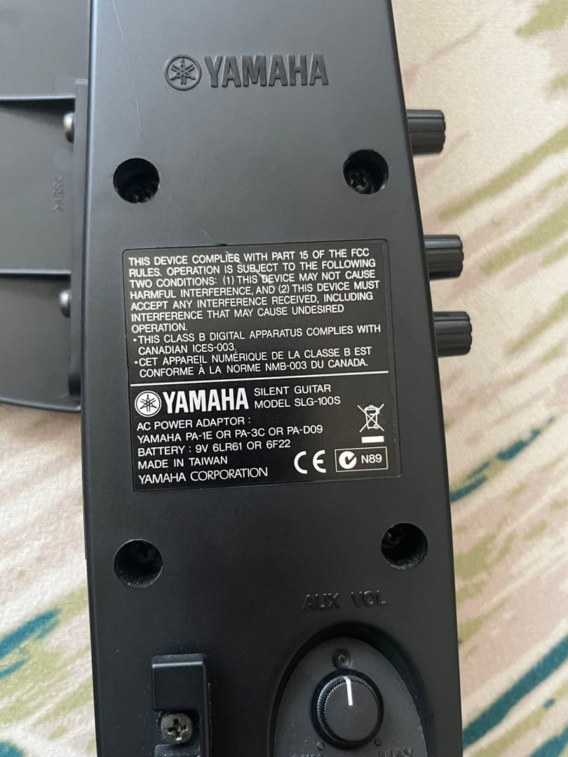 Yamaha SLG-100S サイレントギター