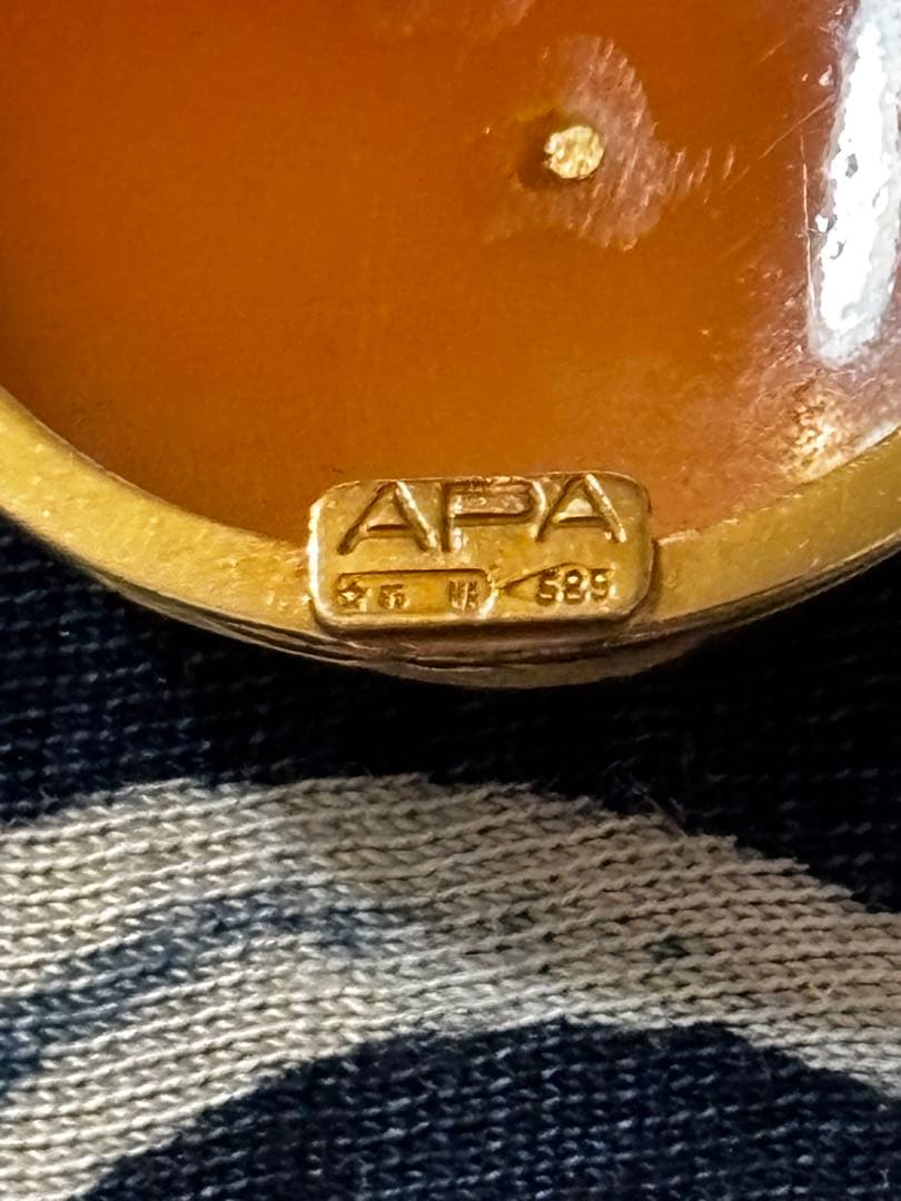 カメオ ビンテージブローチ