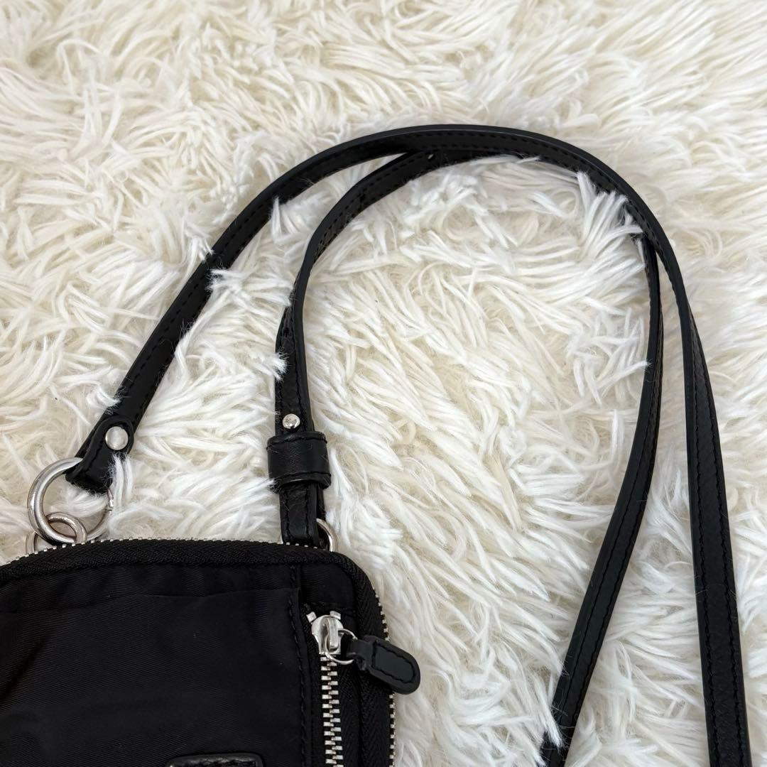 ナム美品　Felisi フェリージ　ミニショルダーバッグ　スマホショルダー