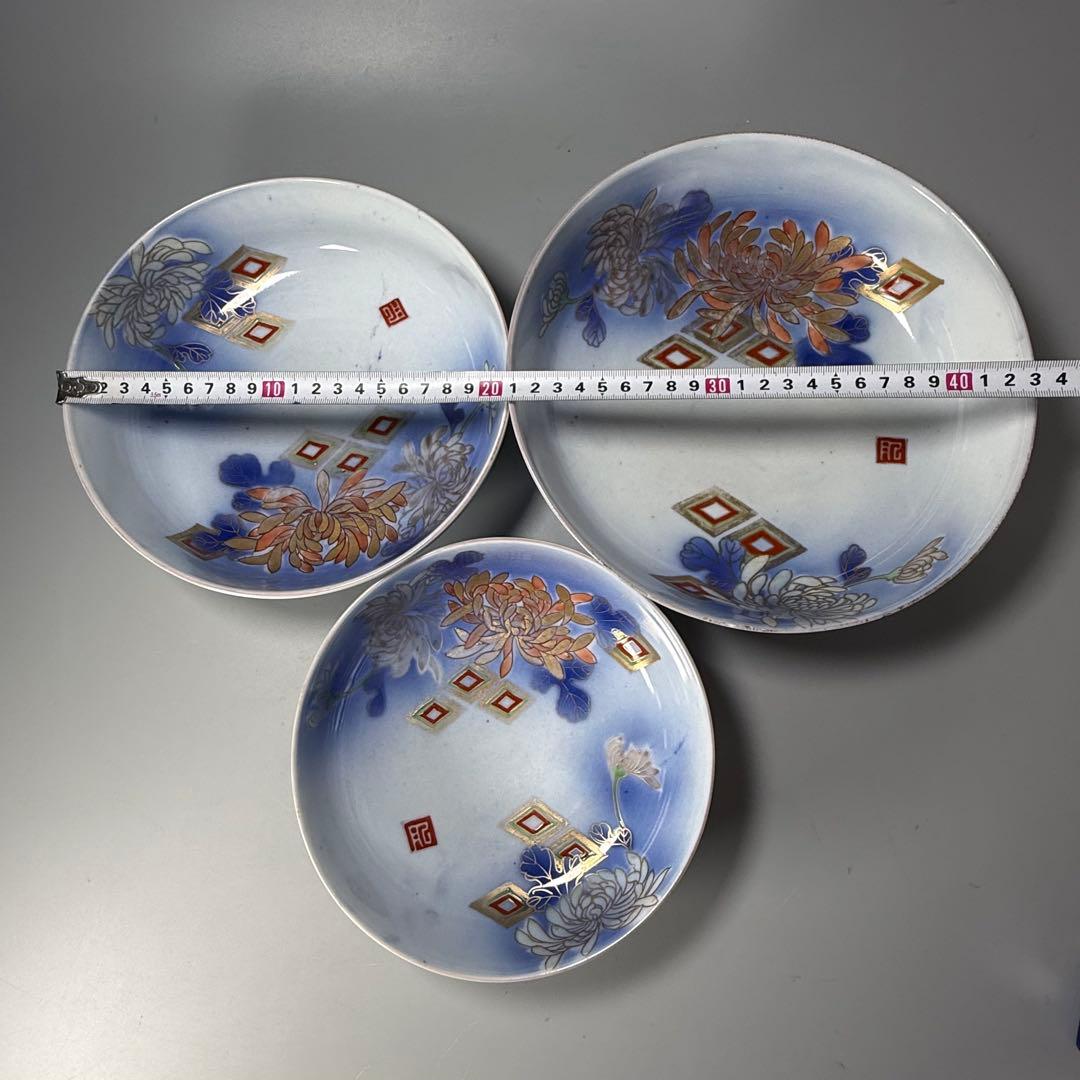 オールド深川製磁　明治時代　色絵菊文様三ツ鉢　深川ブルー　金彩　香蘭社