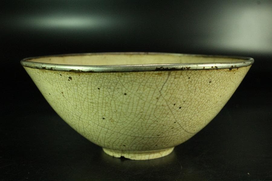 中国美術 銀覆輪 刻草花紋 白磁碗 文化財指定書付(K-A830)