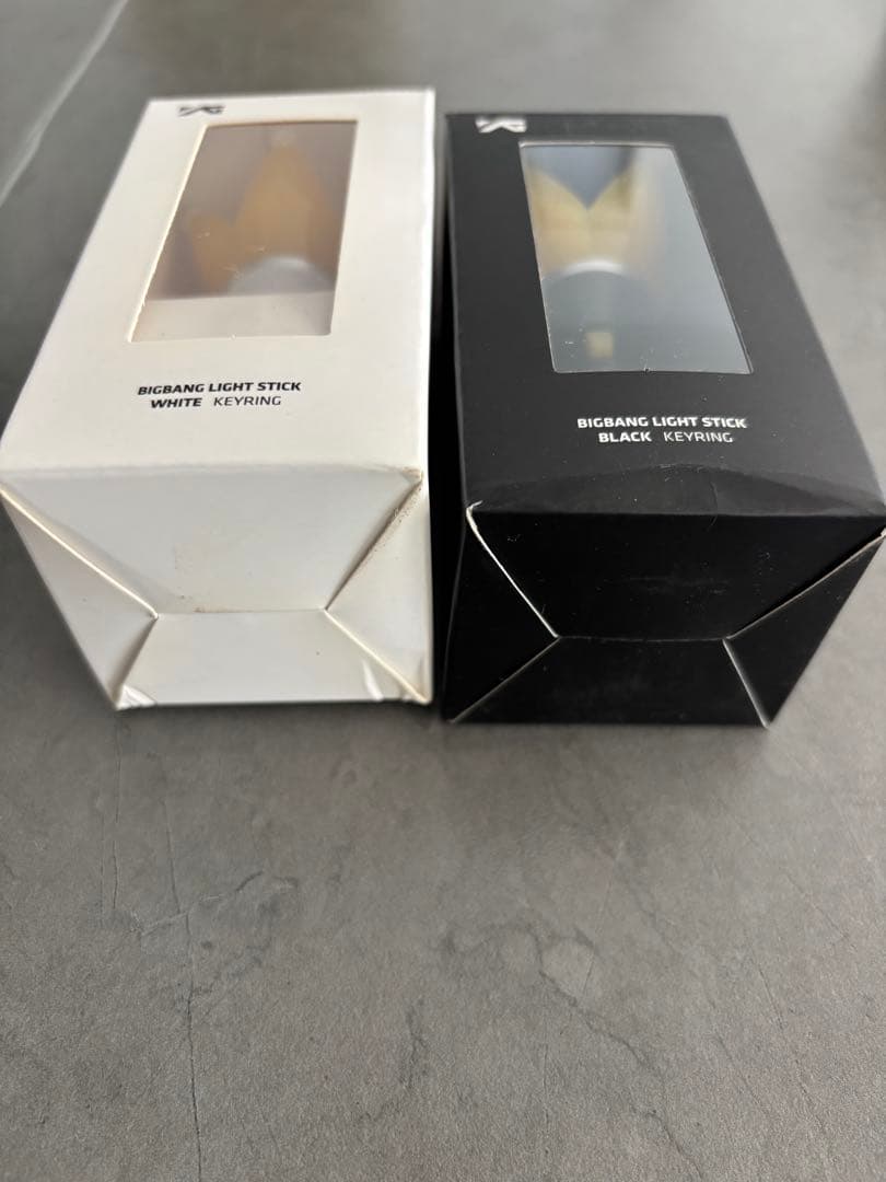 BIGBANG LIGHT STICK KEYRING 2色セット