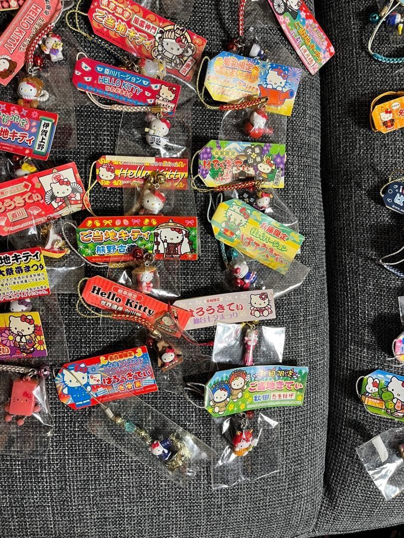 サンリオ　ハローキティ kitty ストラップ 80個 新品　sanrio