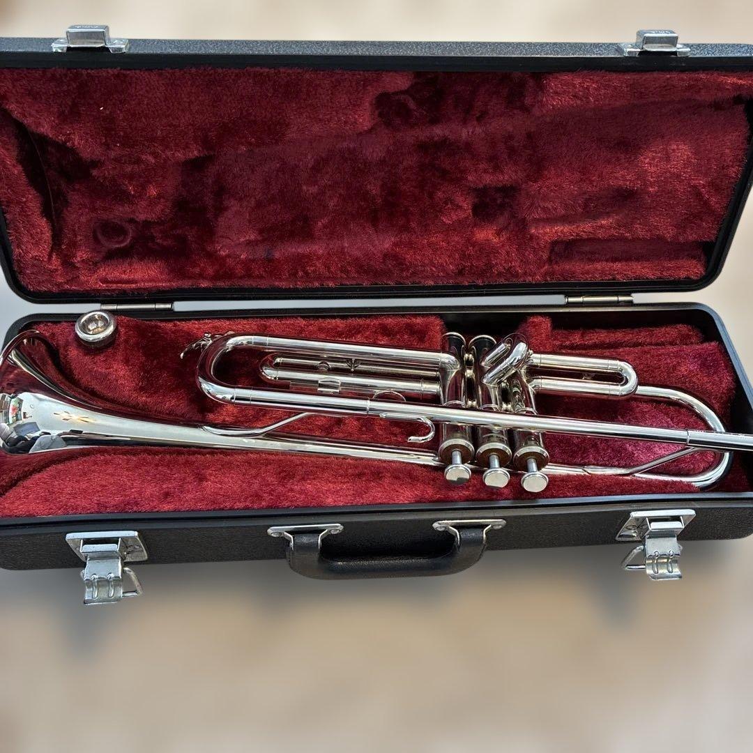 超美品　ヤマハ　トランペット　YTR1310 マウスピース、ケース付き