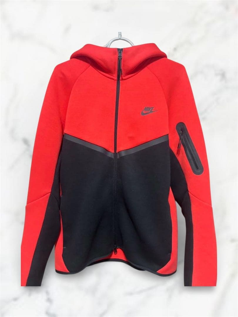 希少 最安値 NIKE ナイキ テックフリース 赤 限定色