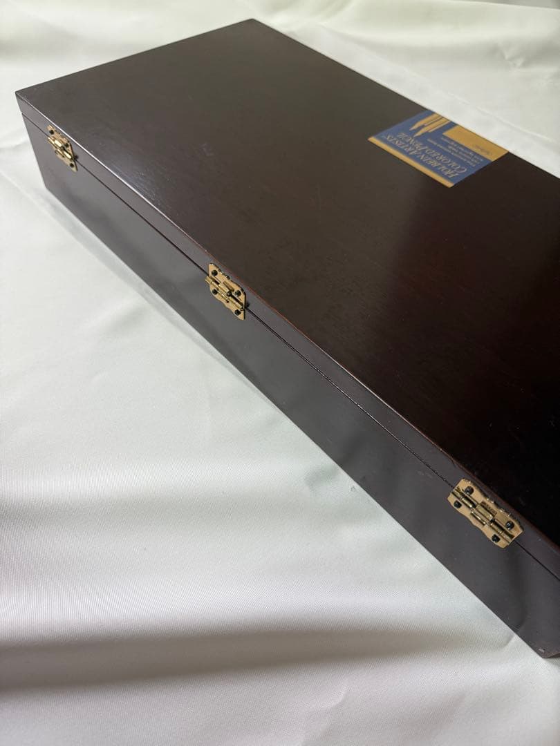 ホルベイン アーチスト色鉛筆 木函セット油性色鉛筆 150色セット