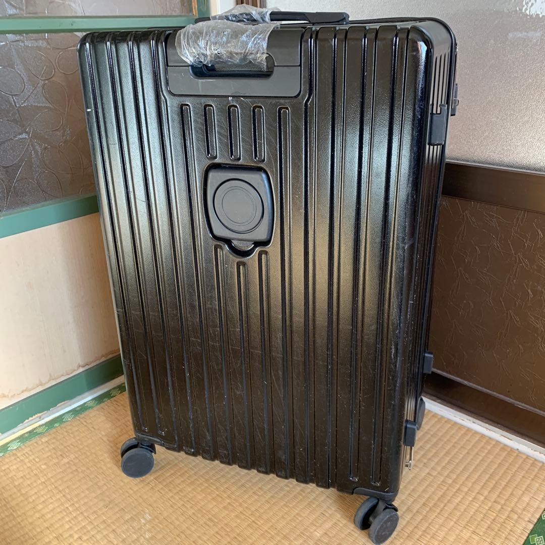 美品ー一度しか使用していない超大型スーツケース