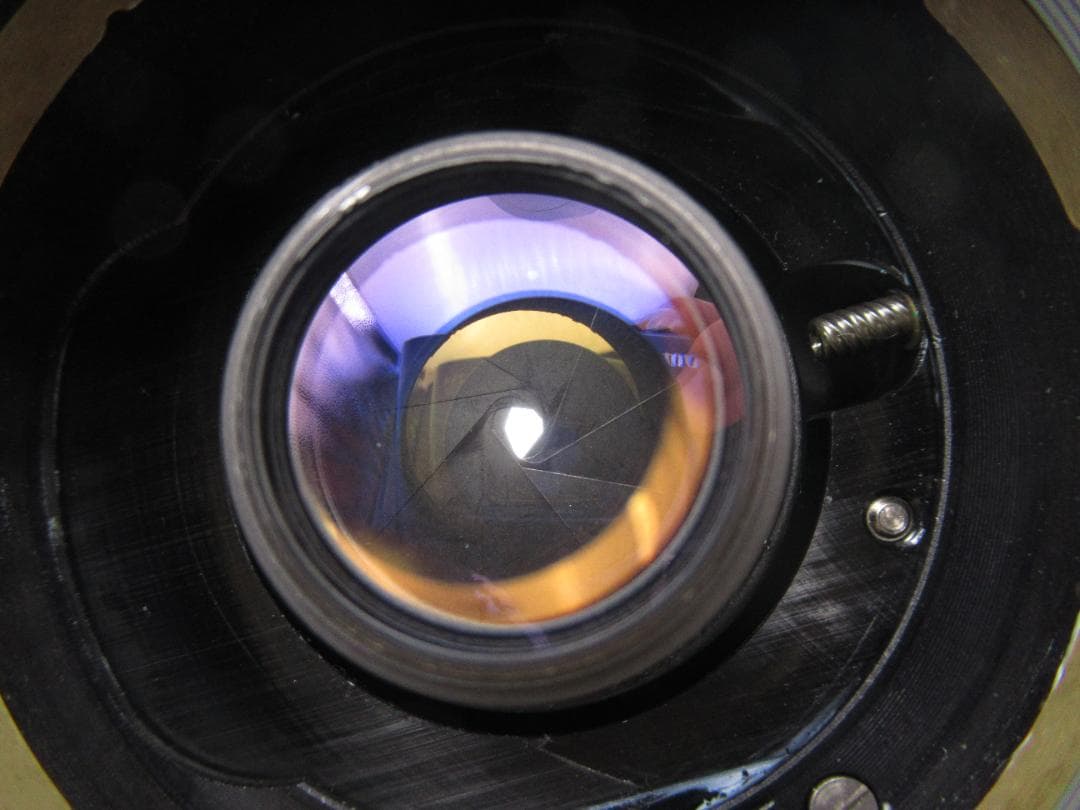 綺麗です。Nikon PC-Nikkor 35mm F2.8 管理F19V V