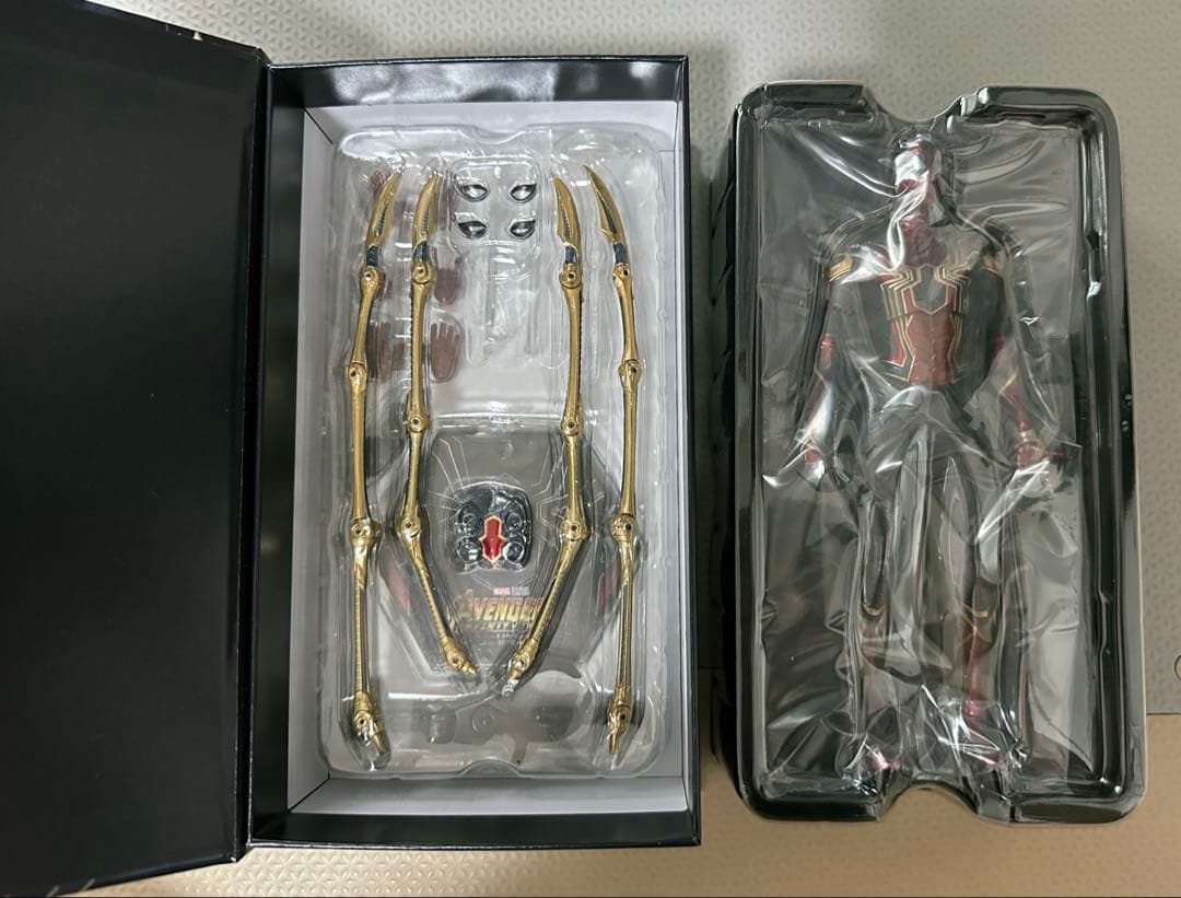 アイアン・スパイダー、カーネイジ、フィギュア ZD Toys