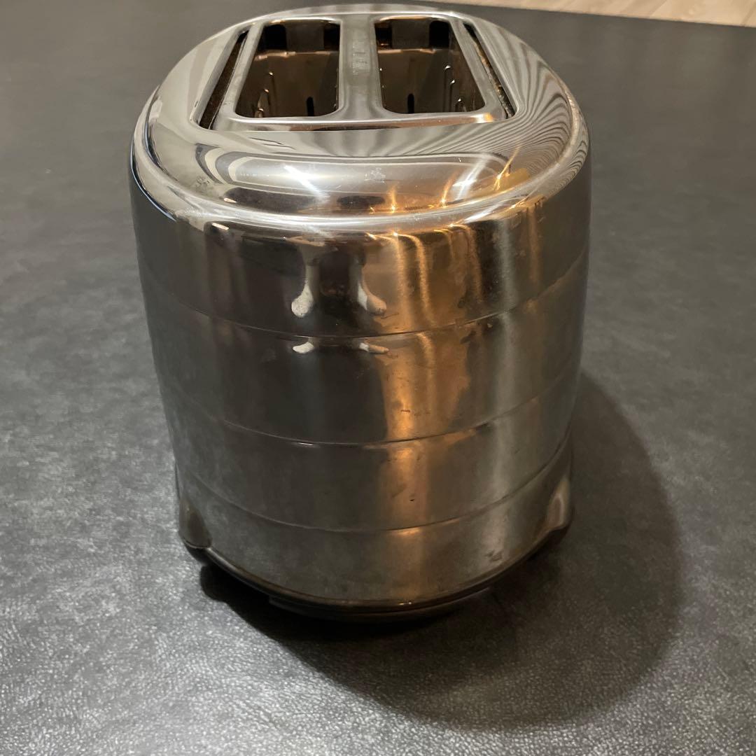 アレッシイのステンレス製 2スロットトースター