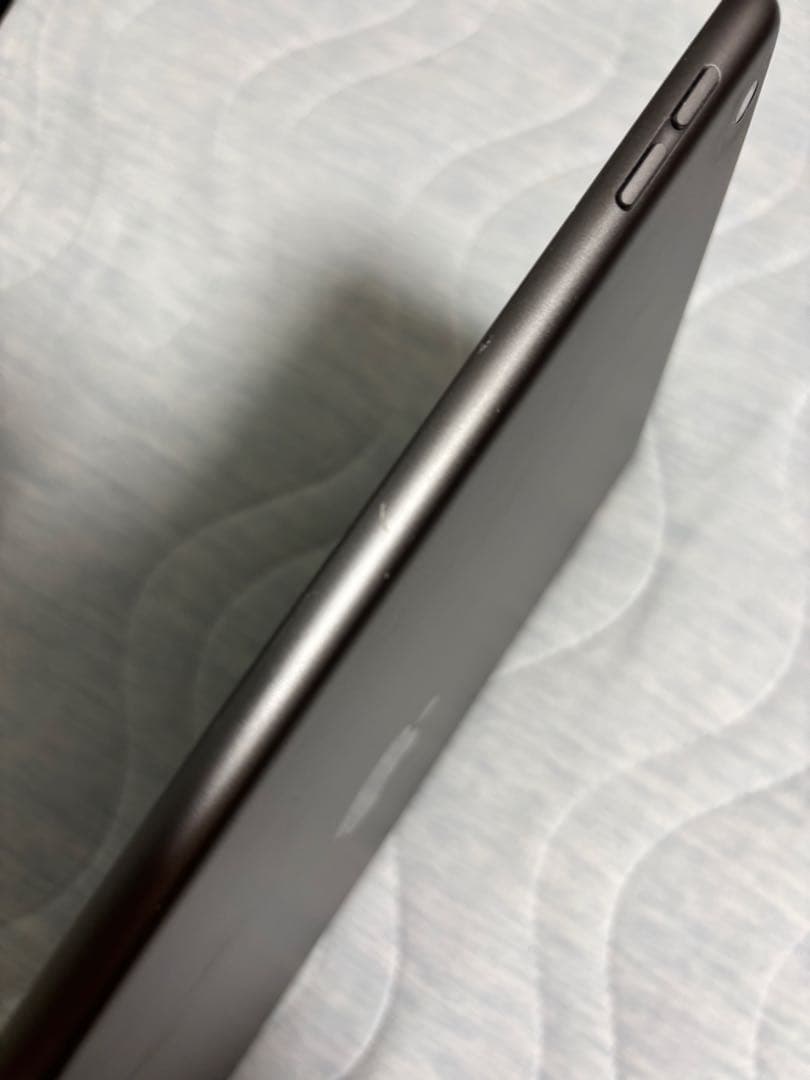 iPad(第8世代) 32GB WiFiモデル スペースグレー